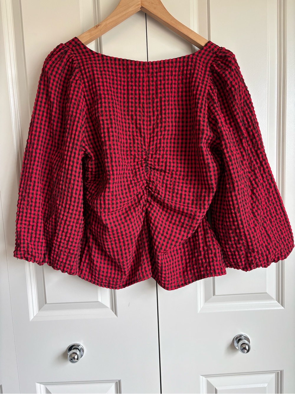 LOFT Gingham Gathered Square Neck Top Red Black Puff Sleeve Blouse Size 8 Picnic - Picture 3 of 14